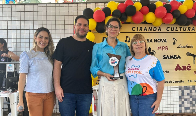 25.04.2024-Muriaé-combate ao Aedes - recilagem nas escolas 2