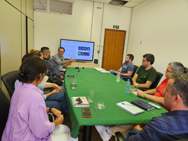 Reunião entre a SRS Governador Valadares e o IFMG